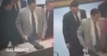 Captan a diputado de Morena guardando una boleta durante votación