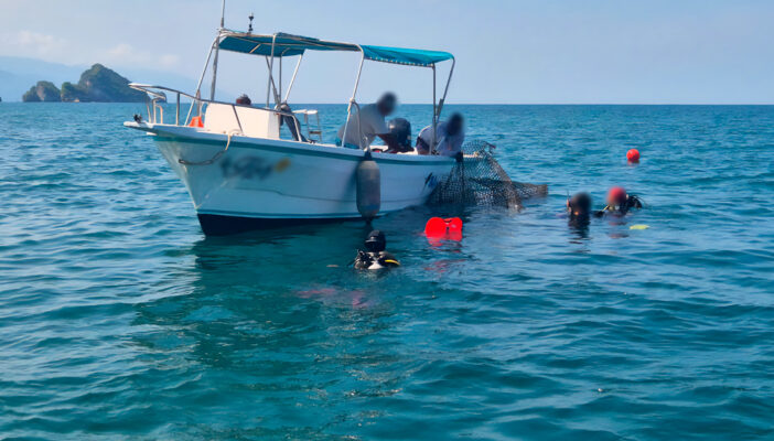 Profepa crea primer comité de buzos para retirar redes fantasma en Puerto Vallarta