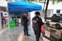 Pareja comete asalto a mano armada en tienda AT&T de Plaza Parota