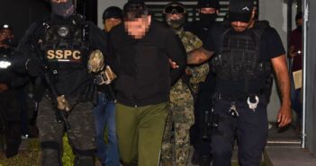 Dictan prisión preventiva a presunto autor intelectual del homicidio del alcalde de Uruapan y a los 7 escoltas