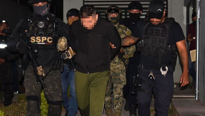 Dictan prisión preventiva a presunto autor intelectual del homicidio del alcalde de Uruapan y a los 7 escoltas