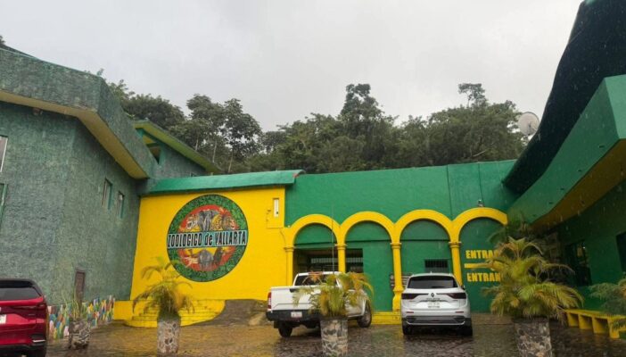 Se realiza recorrido en el Zoológico de Puerto Vallarta para dar a conocer el estado de los animales