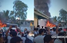 Estudiantes del Conalep Tabasco incendian autobús tras ser dados de baja del programa de Becas Benito Juárez