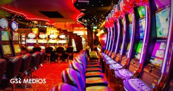 Hacienda bloquea 13 casinos por presunto lavado de dinero en varios estados del país