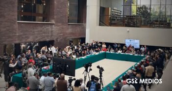 Aprueba la Ley de Aguas; el dictamen pasa al pleno en medio de presiones de productores