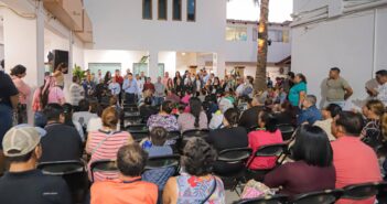 Hector Santana encabeza la primer audiencia ciudadana del año en Valle de Banderas