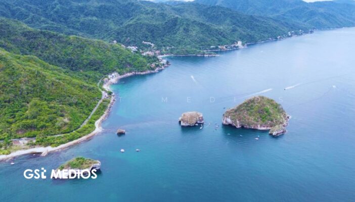 Exhortan a Semarnat para evitar la privatización de Los Arcos de Mismaloya