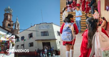 Alumnas de la primaria Teresa Barba Palomera regresan a clases presenciales en Puerto Vallarta