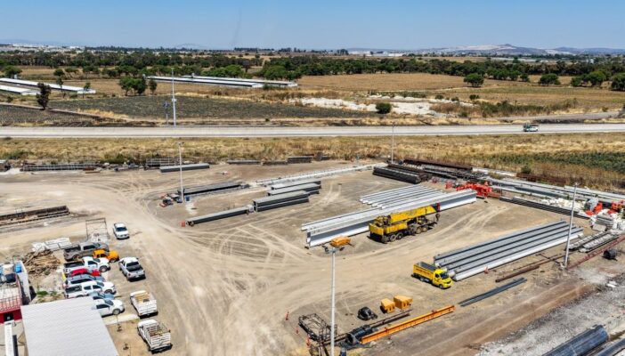 Reporta SIOP avances en la reconstrucción del puente La Desembocada