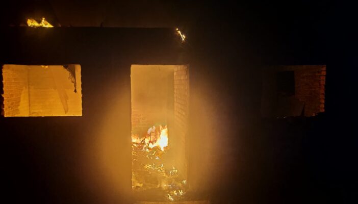 Controlan incendio en vivienda de la colonia Campestre San Nicolás