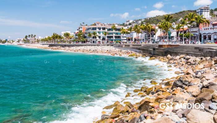 Playas de Puerto Vallarta son aptas para uso recreativo en Semana Santa según COFEPRIS