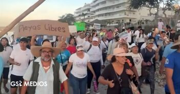 Ciudadanos de Punta de Mita continúan en defensa por Playa Las Cocinas