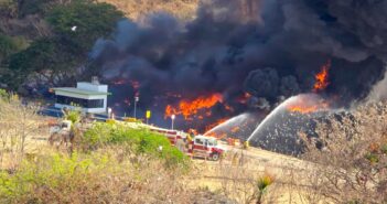 SEMADET activa Emergencia Atmosférica en Puerto Vallarta por incendio en vertedero municipal “Los Gavilanes”