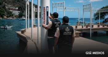 Clausuran obra en muelle de Boca de Tomatlán por irregularidades