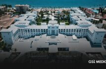Navarro borra referencias a Vallarta y Jalisco: RIU Jalisco ahora es RIU Flamingos