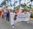 Marchan en Puerto Vallarta contra la homofobia, transfobia y bifobia