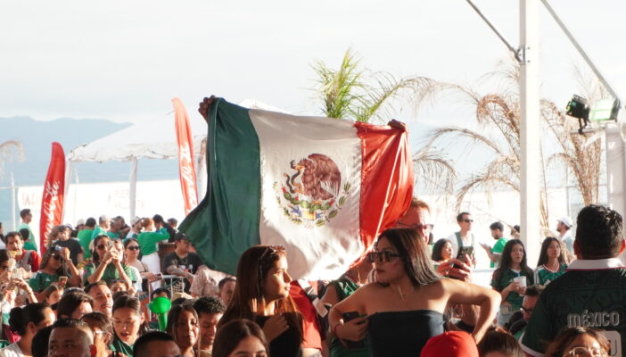Vallartenses celebran victoria de México ante Corea del Sur en la Zona Fan 1 Vallartenses celebran victoria de México ante Corea del Sur en la Zona Fan