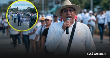 Maestros de la CNTE se manifiestan en Puerto Vallarta por mejoras laborales