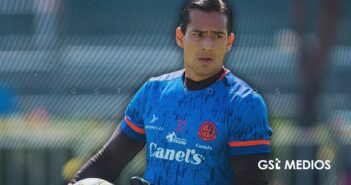 Desde Vallarta a Canadá: Diego Urtiaga es elegido Portero del Mes en la CPL