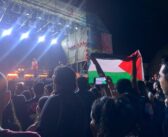 Colectivo Bahía x Palestina se manifiesta durante concierto de James Maslow en la Zona Fan