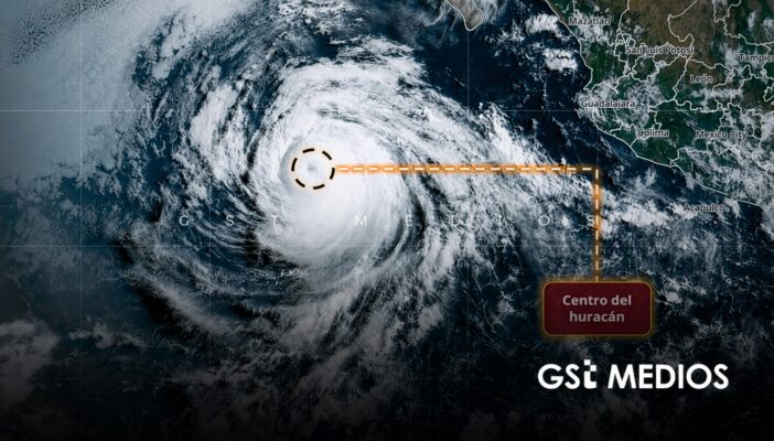 Huracán Genevieve se debilita a categoría 3; mantiene lluvias y oleaje en costas del país