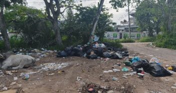 Vecinos denuncian montañas de basura y llantas en Lomas de San Nicolás