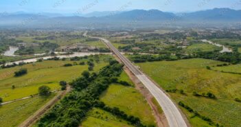 Continúa cerrado el paso en el puente Amado Nervo del lado de Vallarta