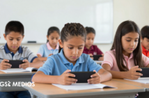 Proponen en el Congreso de Jalisco prohibir redes sociales a menores de 16 años y celulares en aulas