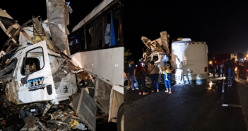 4 muertos y 20 lesionados tras choque de autobús y tráiler en Rosamorada