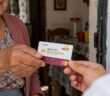 Buscan cárcel para quienes usen tarjetas de pensiones sin permiso del beneficiario
