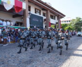 Puerto Vallarta celebra el 216 aniversario de la Independencia con desfile cívico-militar