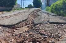 Denuncian baches gigantes en la colonia 12 de Octubre