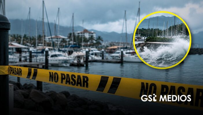 Cierran puerto marítimo de Puerto Vallarta ante el paso de Simón
